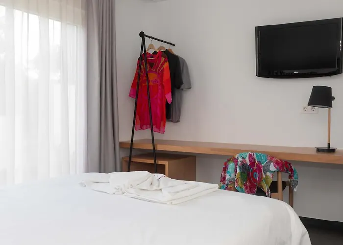 Szálloda Ereza Hoopoe Villas