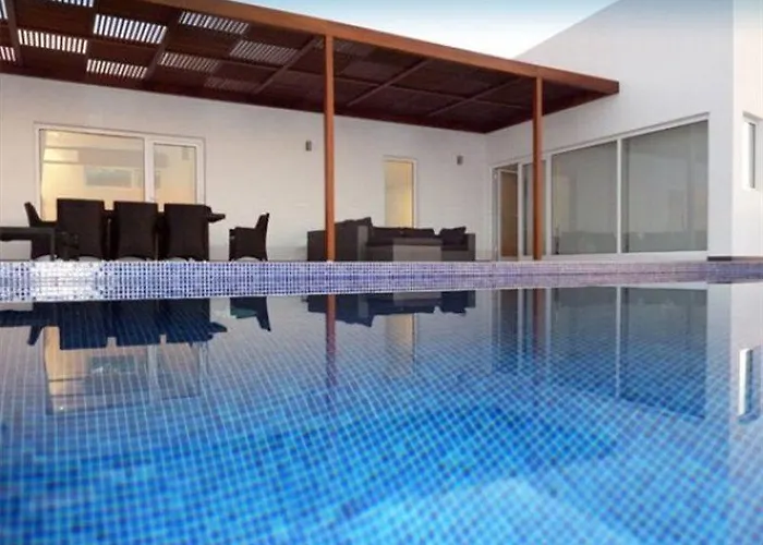 Ereza Hoopoe Villas 5*